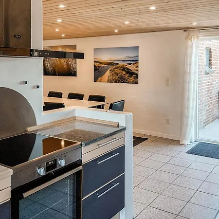 Haustierfreundliches Haus In Mit Sauna Ferienhaus